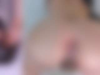 Live cam show with Angie-Roses - Dildo on live18s.com