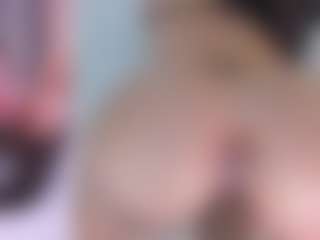 Live cam show with Angie-Roses - BBW on Livezox