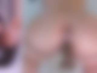 Live cam show with Angie-Roses - Brown Eyes Curvy on studioflirtlive.com