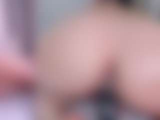Live cam show with Angie-Roses - BBW on 1on1-livenow