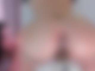 Live cam show with Angie-Roses - Big Ass on Strip Flash - Live Sex Shows