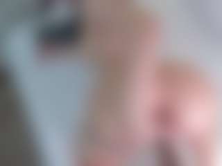 Angie-Roses's Live Sex Cam Show