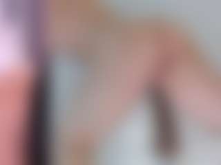 Live cam show with Angie-Roses - Handjob on Camsoda