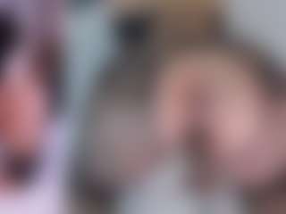 Live cam show with Angie-Roses - Toys on SmokeAndPoke