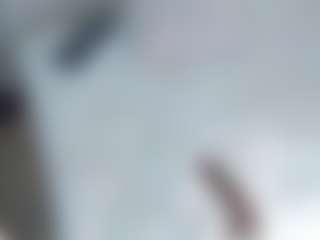 Live cam show with Angie-Roses - Bikini on TottyGirls