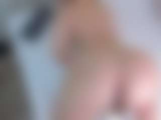 Live cam show with Angie-Roses - Big Ass on Mixed Magazine Live