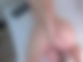 Live cam show with Angie-Roses - Stockings on Dolls Live