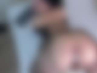 Live cam show with Angie-Roses - Latina on x69.live | colombia