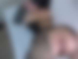 Live cam show with Angie-Roses - Brown Eyes on Dare Cams
