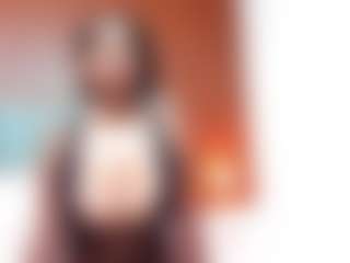 Live cam show with PinkCeleste - Ebony MILF on Fling VIP Chat
