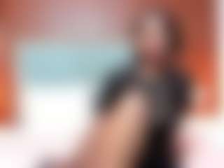 Live cam show with PinkCeleste - Ebony on crypto-cams | colombia