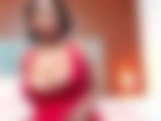 PinkCeleste MILF webcam performer live streaming