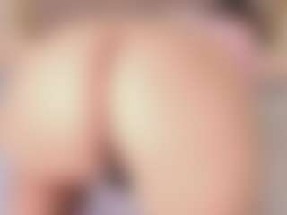 Live cam show with PinkCeleste - Ebony Petite on nudelive.tv