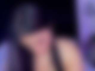 Live cam show with Dakota Steelee - Deepthroat on Dare Cams