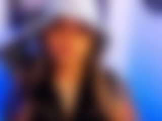Live cam show with ScarlettHudsson - Outside on StripNow