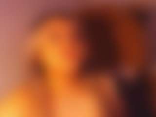 Live cam show with ScarlettHudsson - Tease on slutload