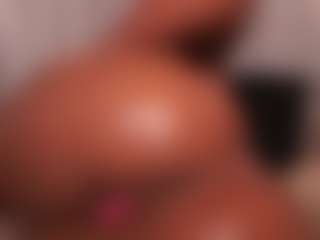 Live cam show with Sofi-dream - Flashing on SxyPornLive