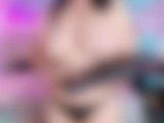 Live cam show with Zalymature - Lesbian on friskycurves.com