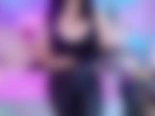 Live cam show with Zalymature - Oil on Camsoda