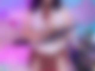 Live cam show with Zalymature - Oil on Camsoda