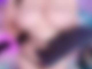 Zalymature MILF webcam performer live streaming