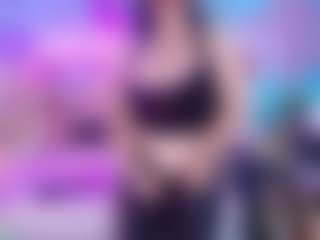 Live cam show with Zalymature - Lush MILF on StripNow
