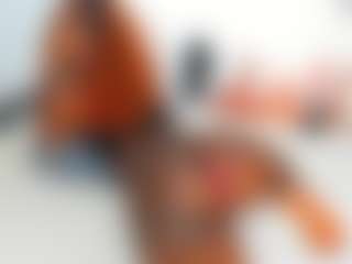 Live cam show with freaky_girl - Brown Eyes Mature on Camsoda