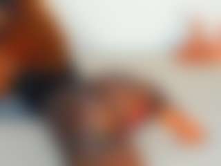 Live cam show with freaky_girl - Petite Teen (18+) on liverealitysex.com