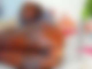 Live cam show with freaky_girl - Black Shaved Pussy on livesuperchat.net