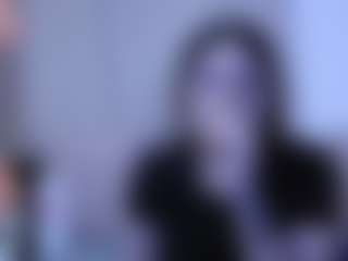 Live cam show with Lesliee22 - Brown Eyes on SquirtSoMuch