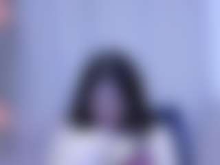 Live cam show with Lesliee22 - Nipple Piercings on sexytreat.net