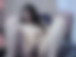 Live cam show with Lesliee22 - Nipple Piercings on instabang