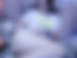 Live cam show with Lesliee22 - Body Massage on Strip Flash - Live Sex Shows