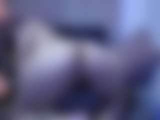 Live cam show with Lesliee22 - Body Massage on Free Soda