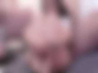 Lesliee22's Live Sex Cam Show