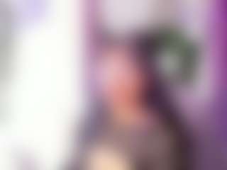 Live cam show with Violeta - Petite on justonemore.cc
