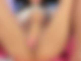 Live cam show with Aiko Mori - Fuck Machine on milfzrlive.com