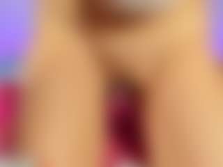 Live cam show with Aiko Mori - Gamer on milfzrlive.com