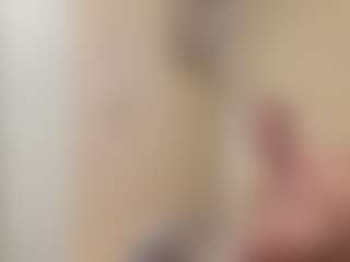 hunglow's Live Sex Cam Show