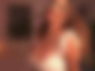 Live cam show with MaraWalks - Ass Clapping on SinfulBabes