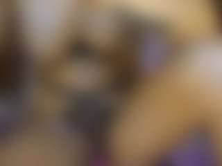 AnnesWhite's Live Sex Cam Show