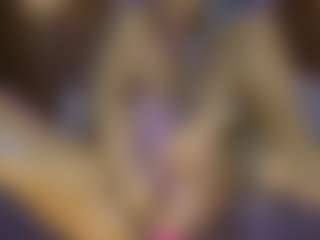 AnnesWhite's Live Sex Cam Show