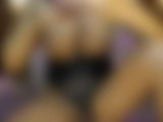 AnnesWhite's Live Sex Cam Show