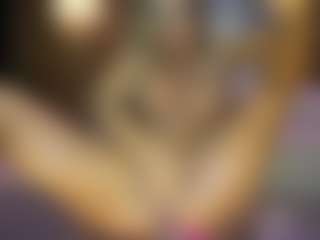 AnnesWhite's Live Sex Cam Show