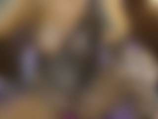 AnnesWhite's Live Sex Cam Show