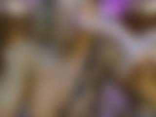AnnesWhite MILF webcam performer live streaming