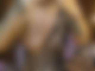 Live cam show with AnnesWhite - MILF Teen (18+) on sexytreat.net