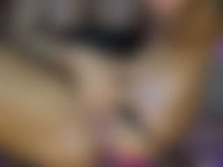 AnnesWhite's Live Sex Cam Show