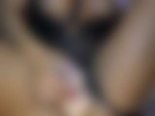 AnnesWhite's Live Sex Cam Show