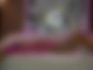 Live cam show with AnnesWhite - Average on CamClone